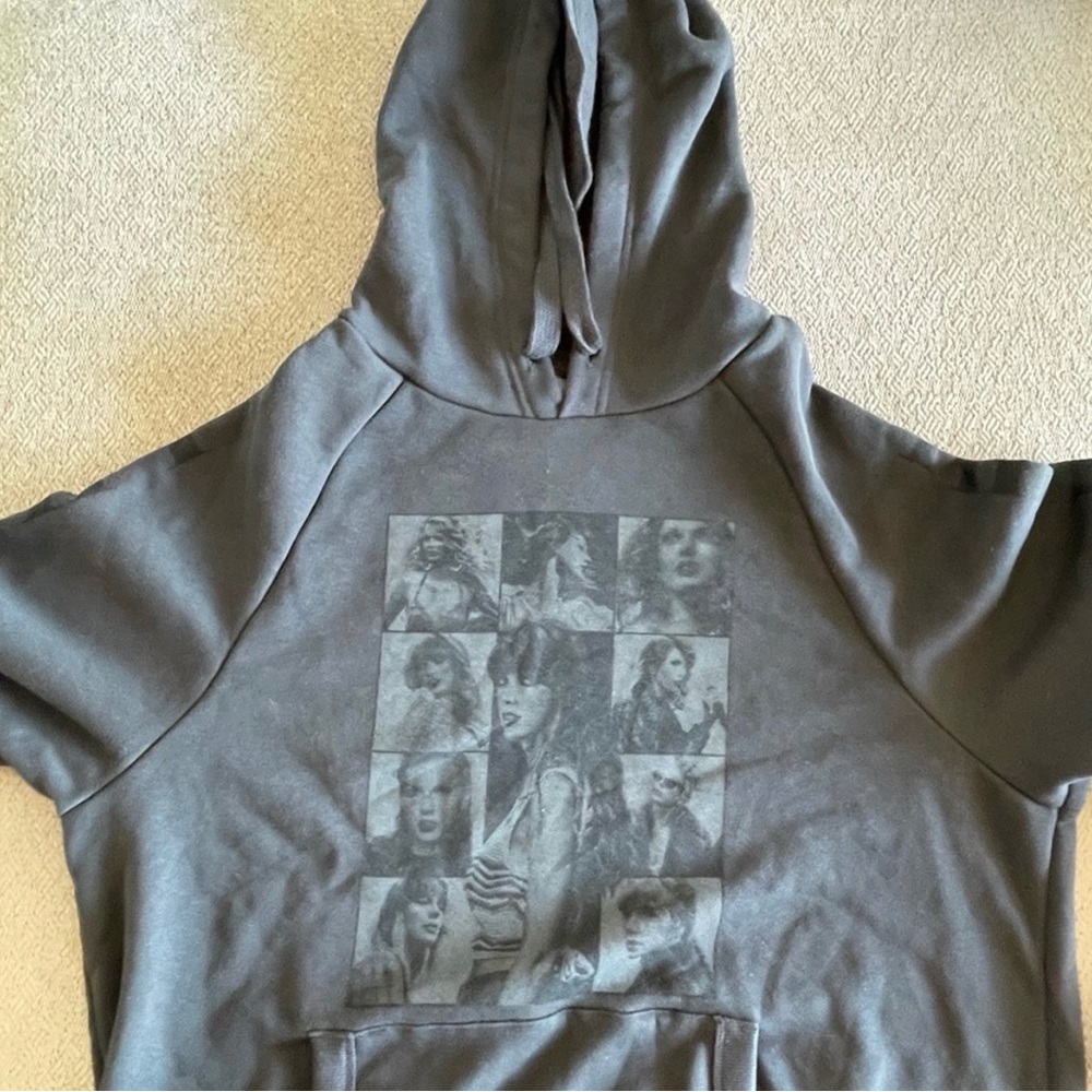 Taylor Swift Gray Eras Tour Sweatshirt (Medium)